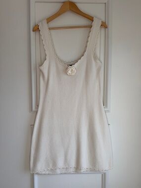 White crochet dress rose detail
